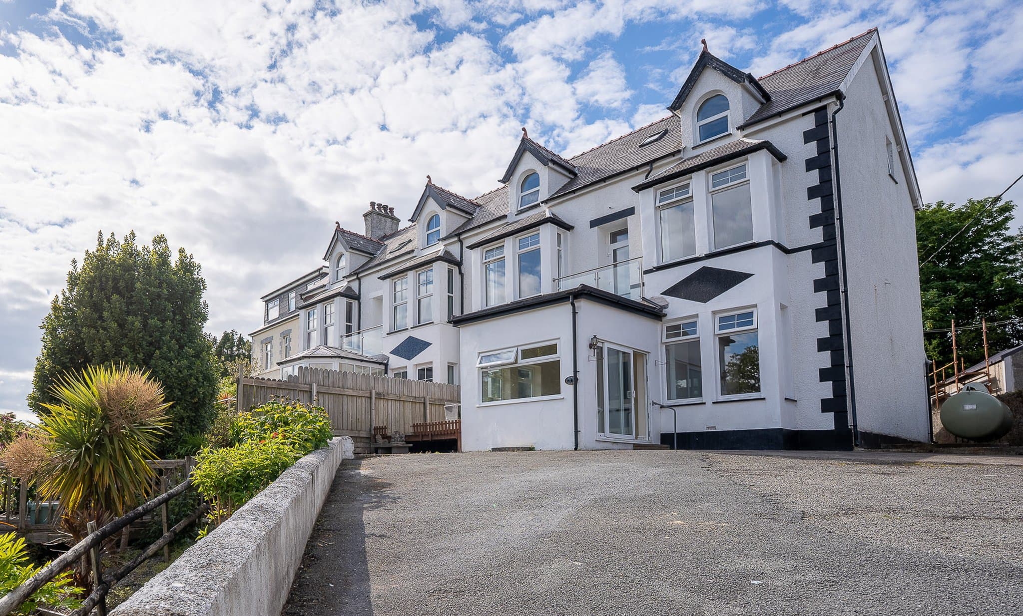 Rock House, Llanbedrog, Pwllheli, Gwynedd, LL53 7NT