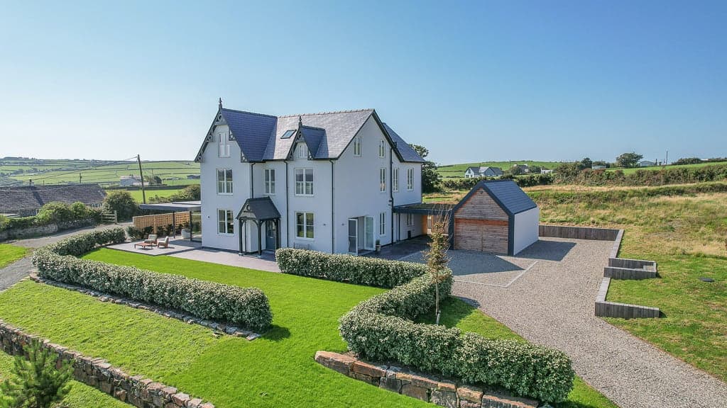 Plas Deucoch, Abersoch, Pwllheli, Gwynedd, LL53 7LD