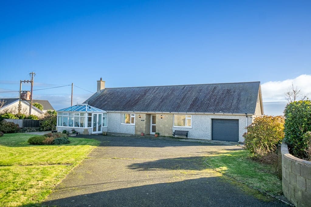 Dolydd, Mynytho, Pwllheli, Gwynedd, LL53 7RF