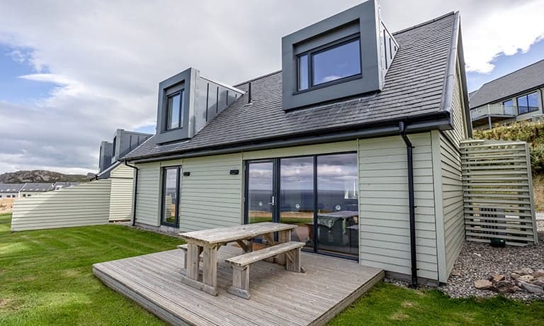 17, Plas Pistyll, Pistyll, Pwllheli, Gwynedd, LL53 6EZ