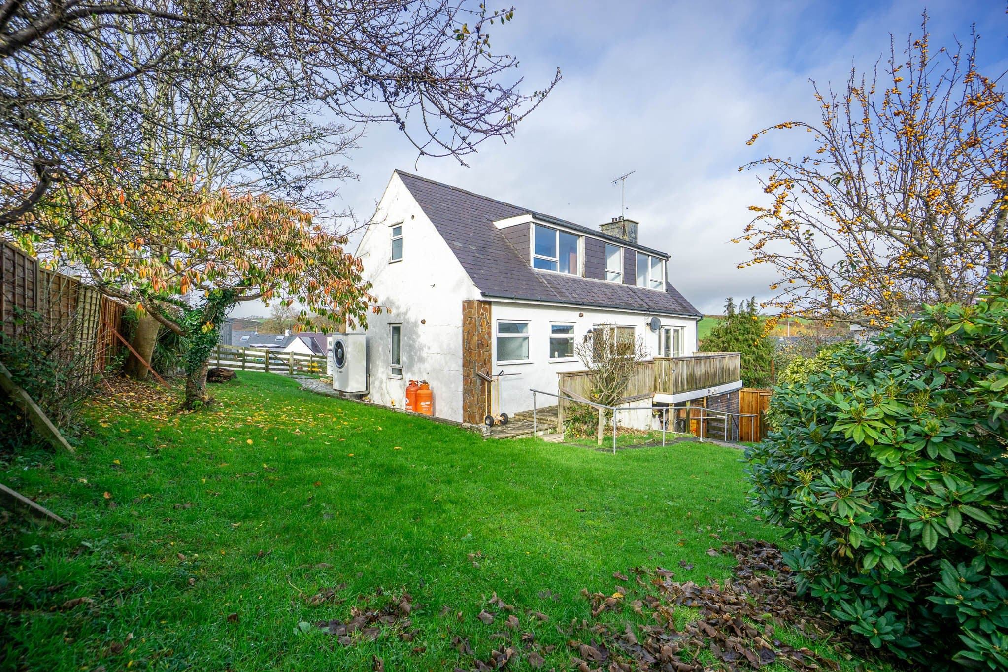 1 Cae Pin Estate, Abersoch, Pwllheli, Gwynedd, LL53 7UH