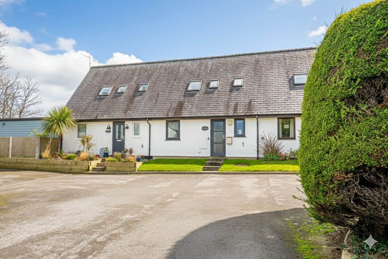 237, Cae du Village, Abersoch, Pwllheli, Gwynedd, LL53 7DZ