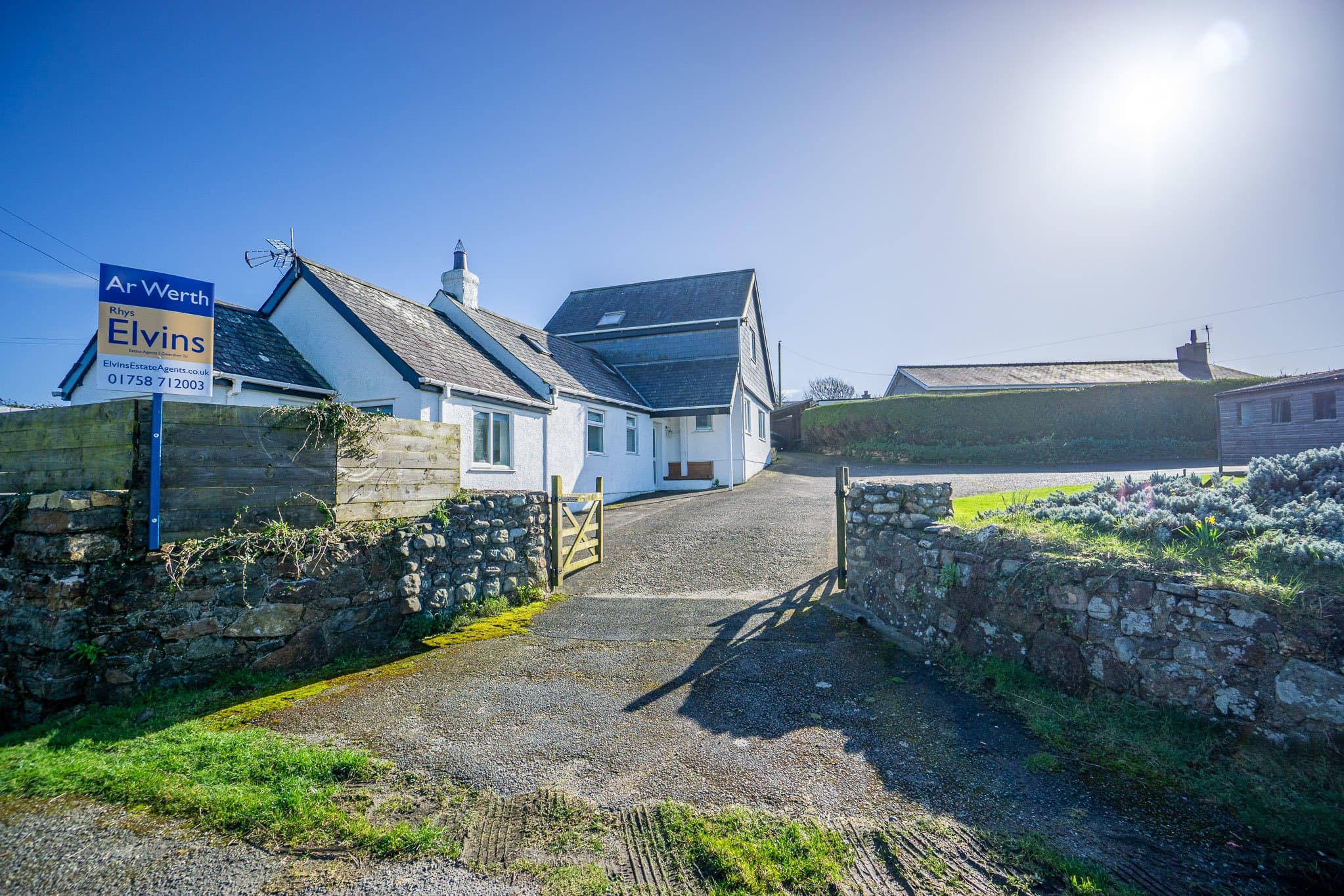 Pant Gwyn Bach, Sarn Bach, Pwllheli, Gwynedd, LL53 7ET