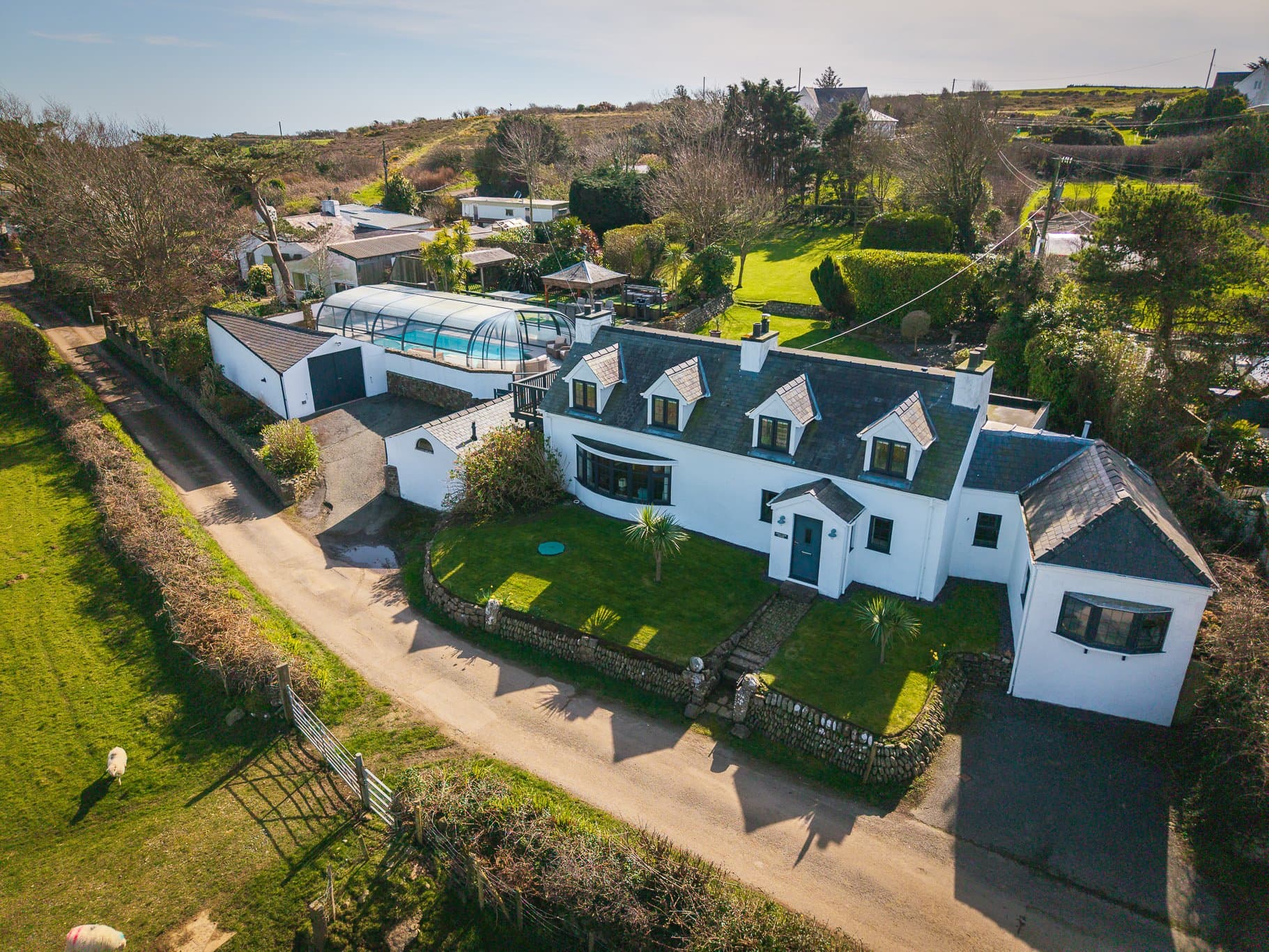 Tanllech Uchaf, Cilan, Pwllheli, Gwynedd, LL53 7DB