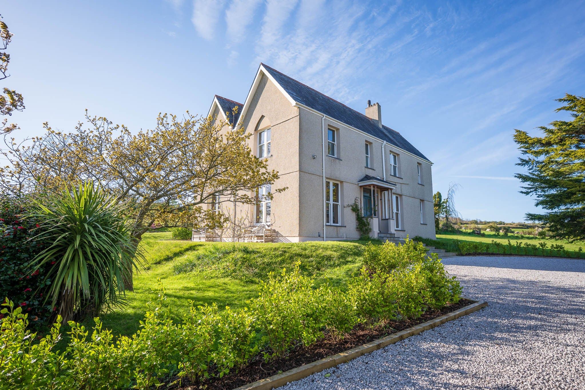 Hen Ficerdy, Abererch, Pwllheli, Gwynedd, LL53 5YH