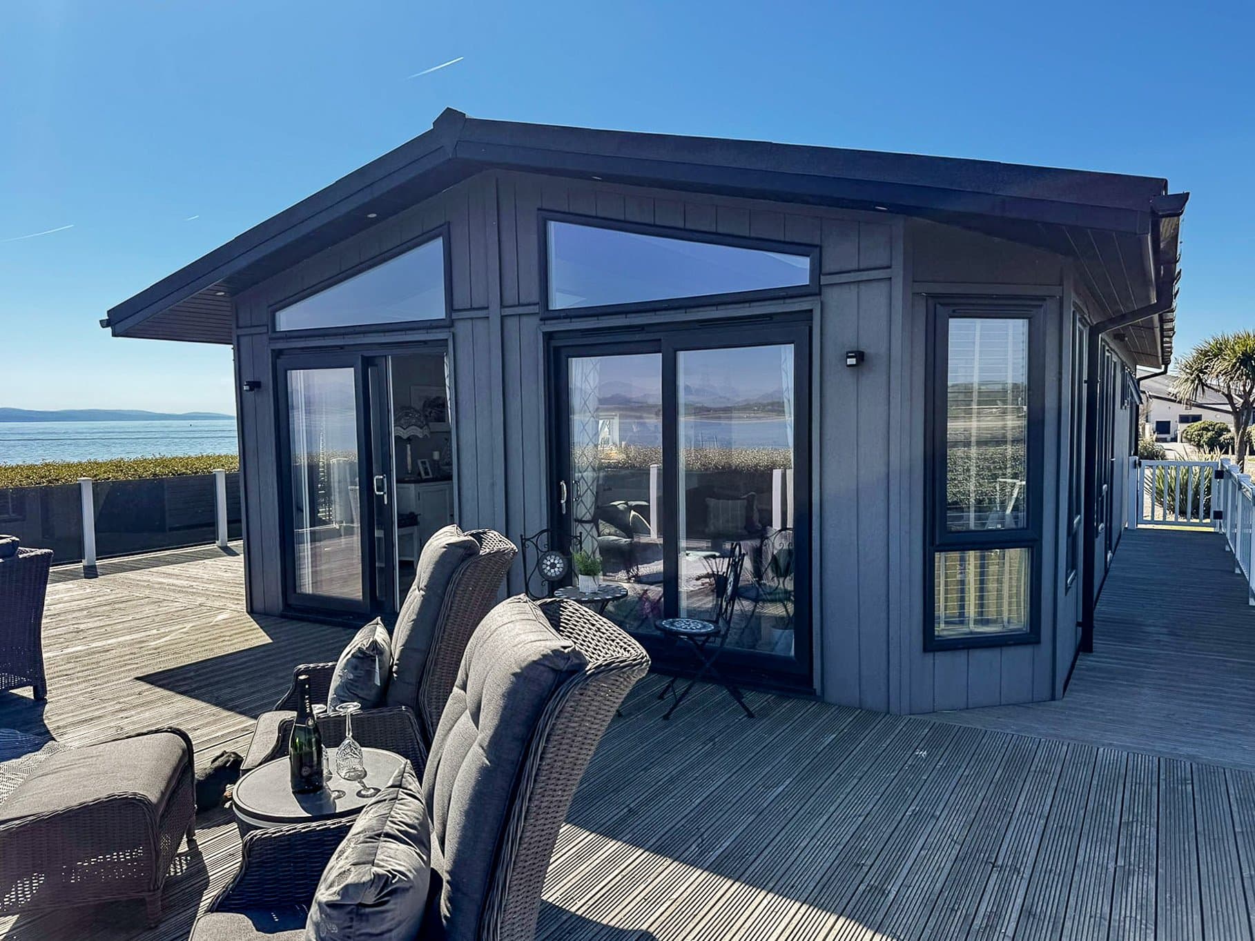 4TG Gimblet Rock Holiday Park, Pwllheli, Gwynedd, LL53 5AY