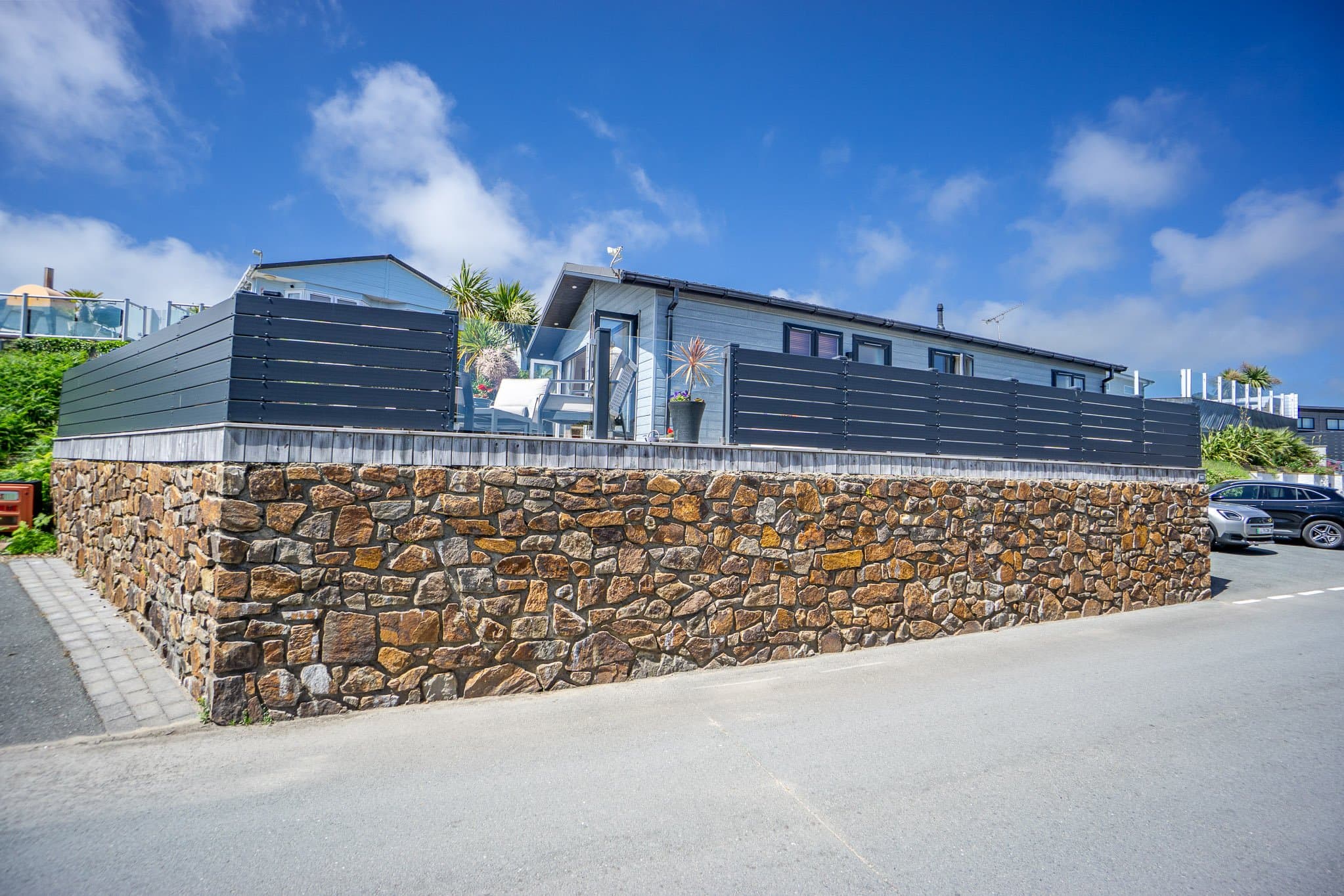 F12 The Warren, Abersoch, Pwllheli, Gwynedd, LL53 7AA