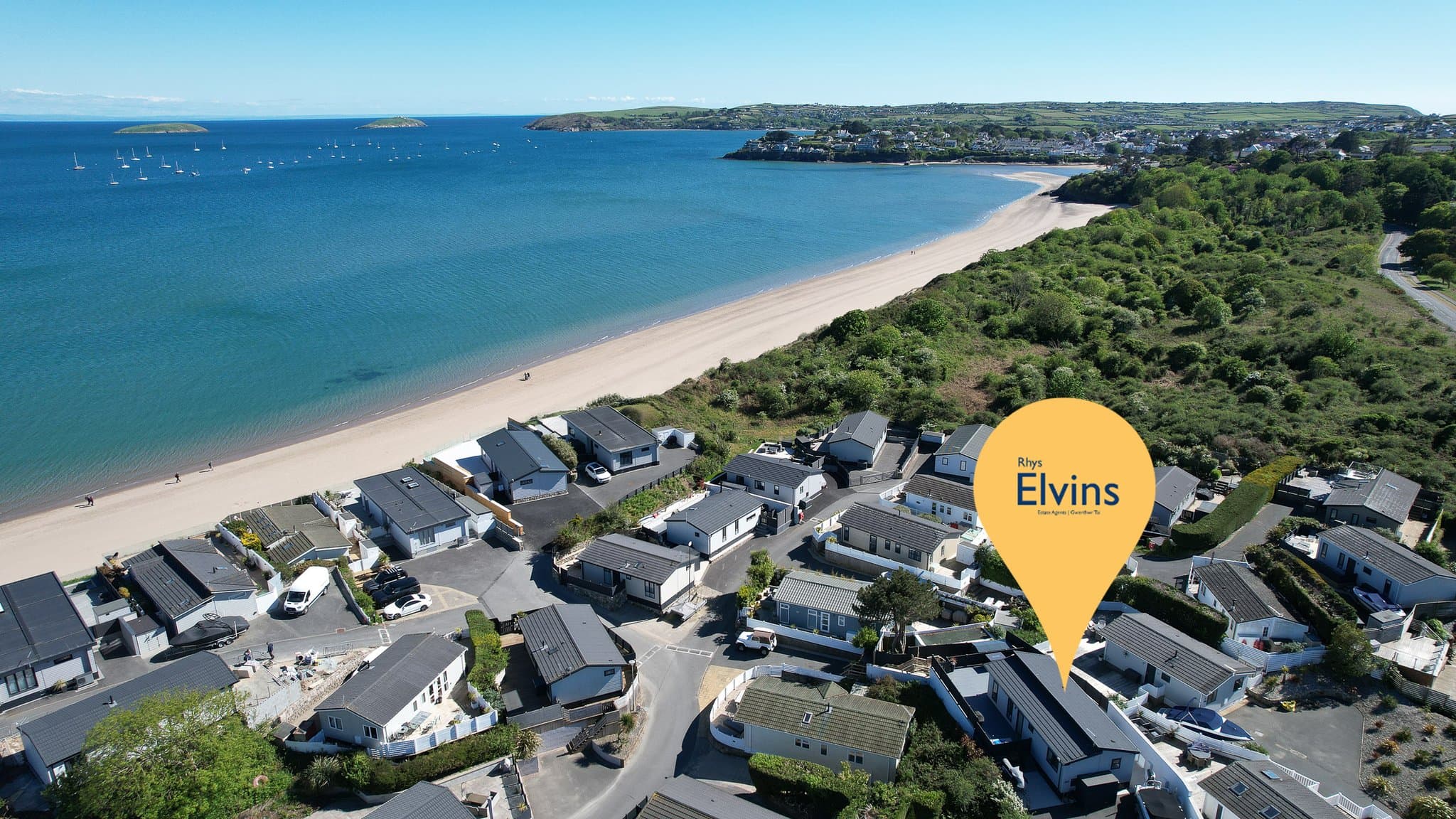 B10 The Warren, Abersoch, Pwllheli, Gwynedd, LL53 7AA