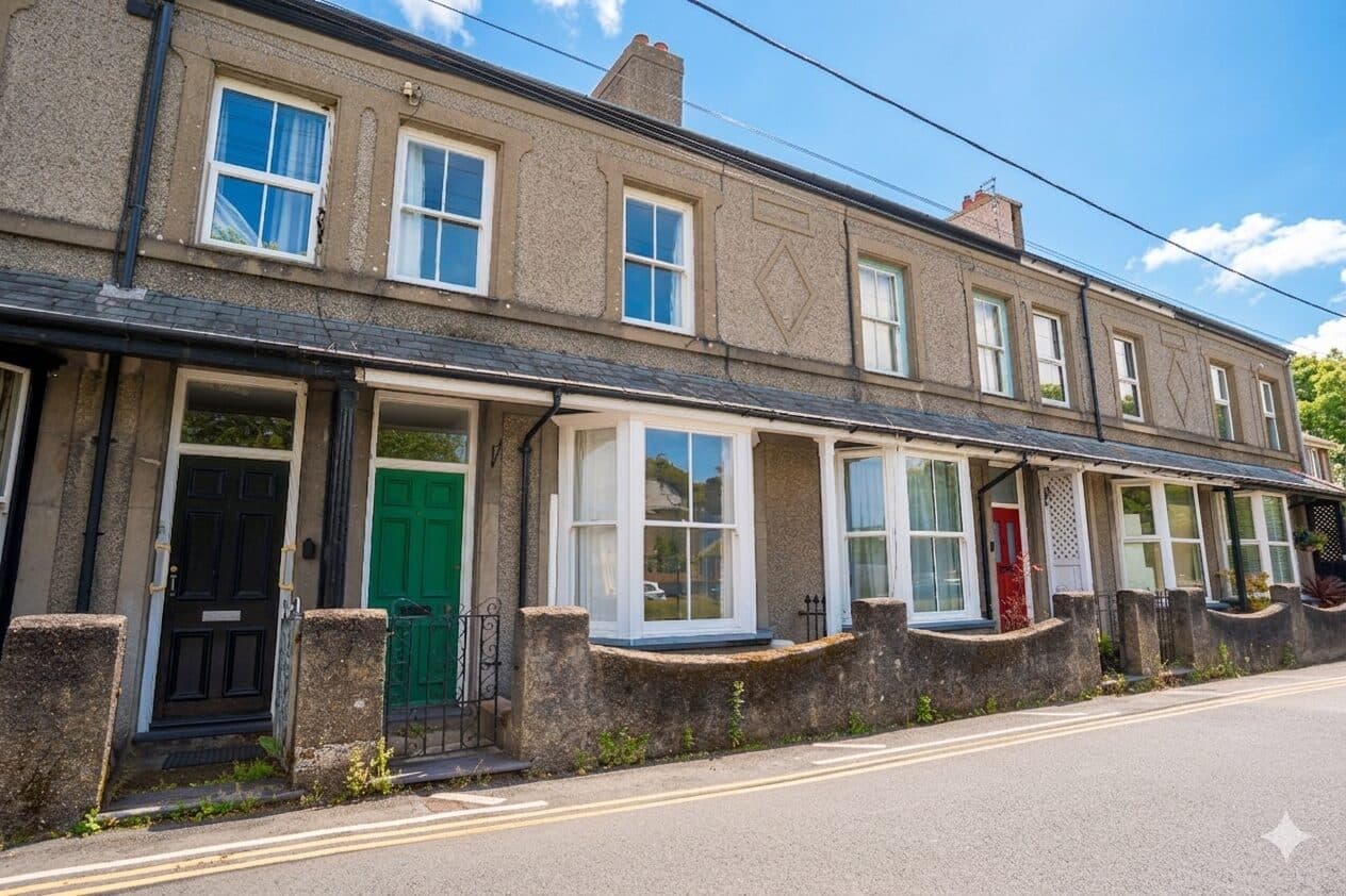 4, Brookfield Terrace, Pwllheli, Gwynedd, LL53 5NR