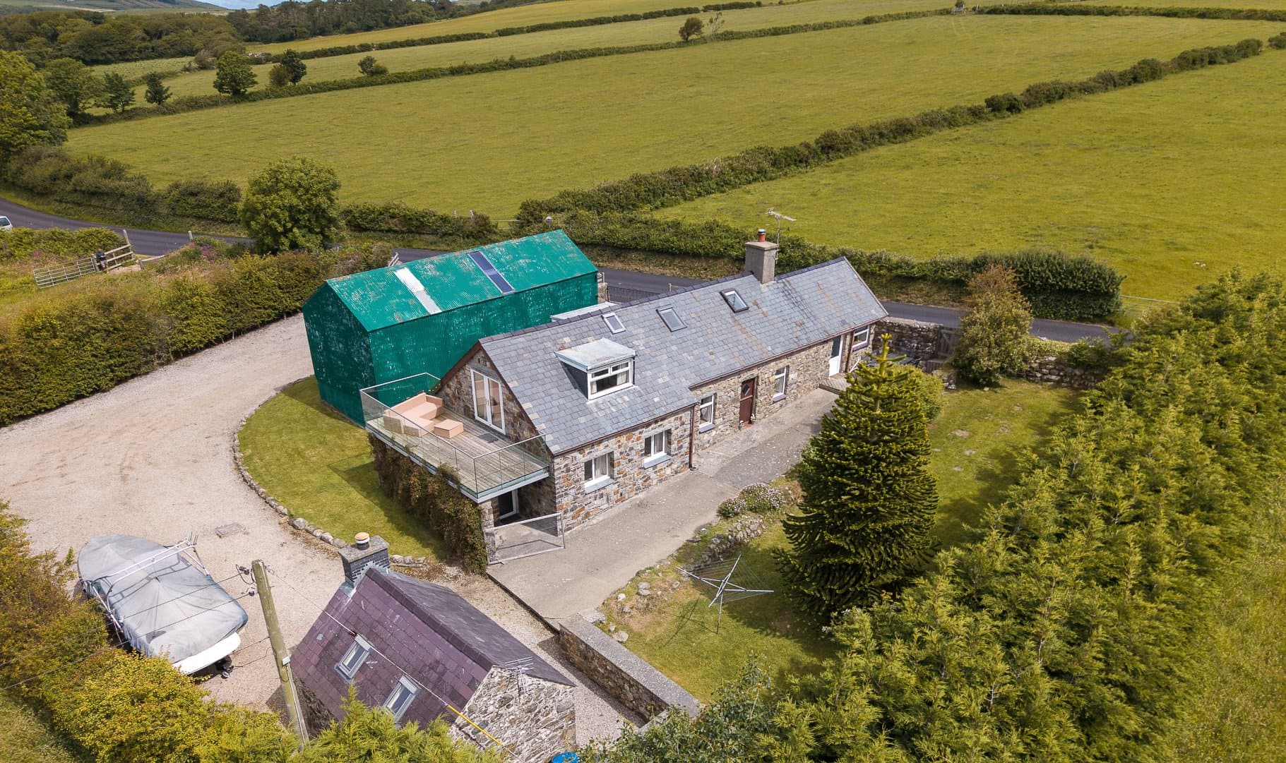 Cwrt Farm, Mynytho, Pwllheli, Gwynedd, LL53 7SH