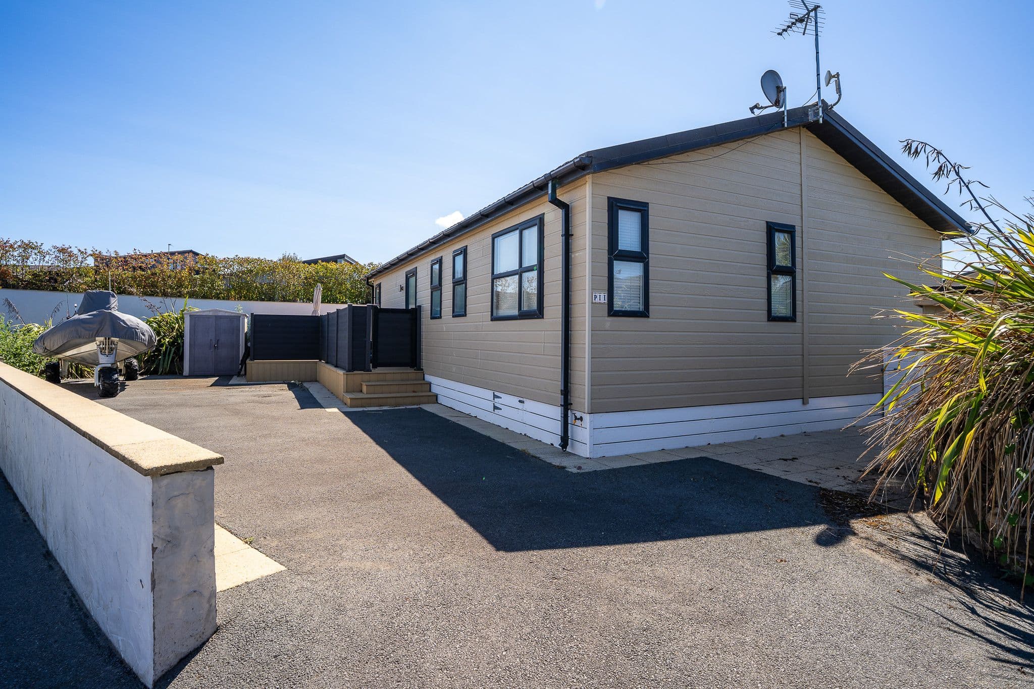 P11 The Warren, Abersoch, Pwllheli, Gwynedd, LL53 7AA