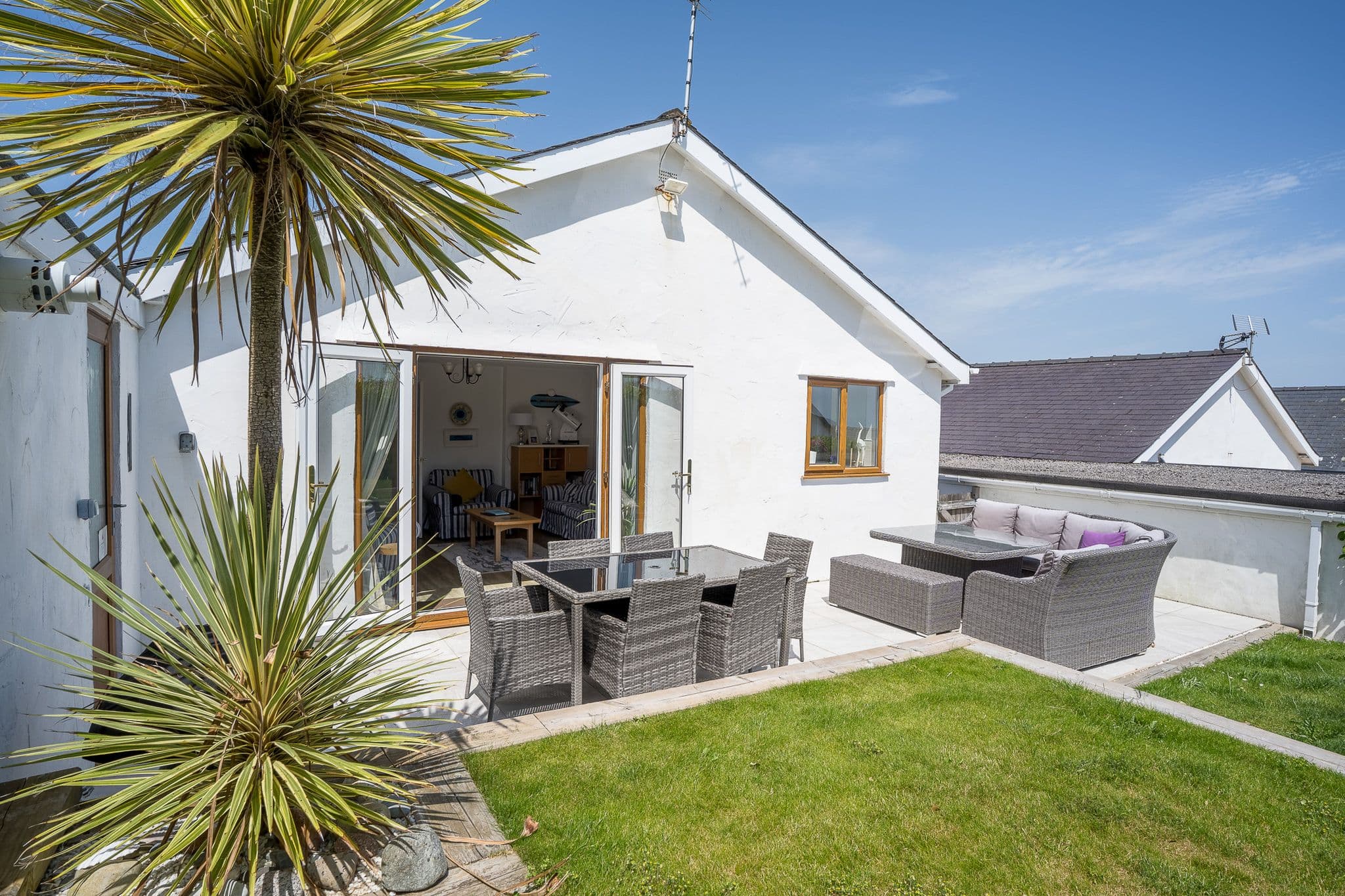 73, Cae du Estate, Abersoch, Pwllheli, Gwynedd, LL53 7DJ